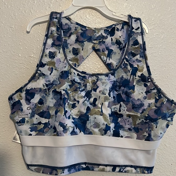 Gap crop top. - Picture 8 of 9